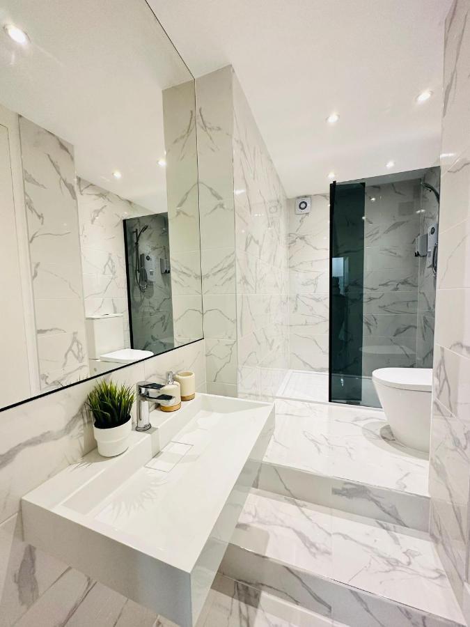 Marbel Aldgate Hotel ลอนดอน ภายนอก รูปภาพ